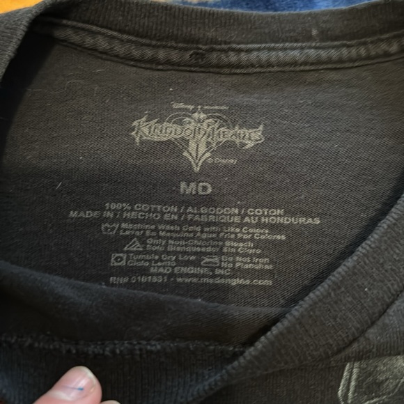 Disney Black Kingdom Hearts Shirt - Picture 4 of 6
